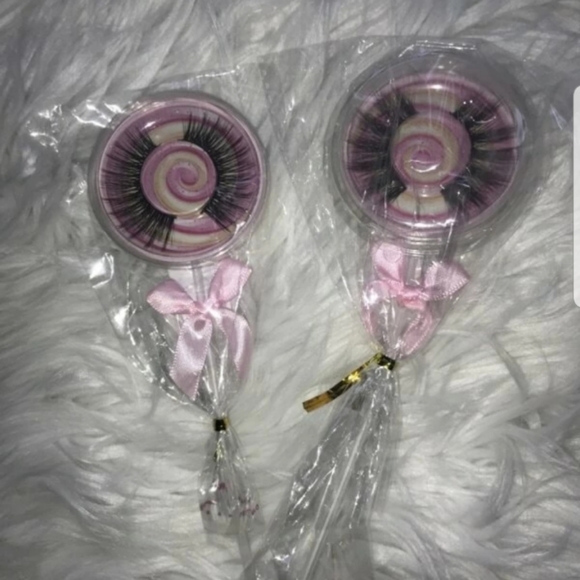 3D Natural Thick False Eyelashes - Picture 5 of 6